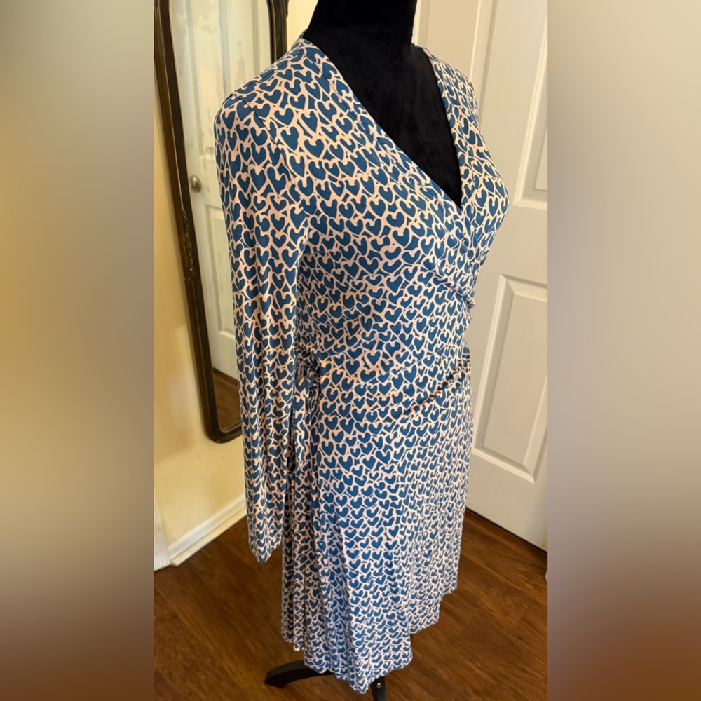 Boden Blue.& Pink  Heart Print Wrap Stretch Jersey Dress Size 8 Long Sleeve - Picture 5 of 7